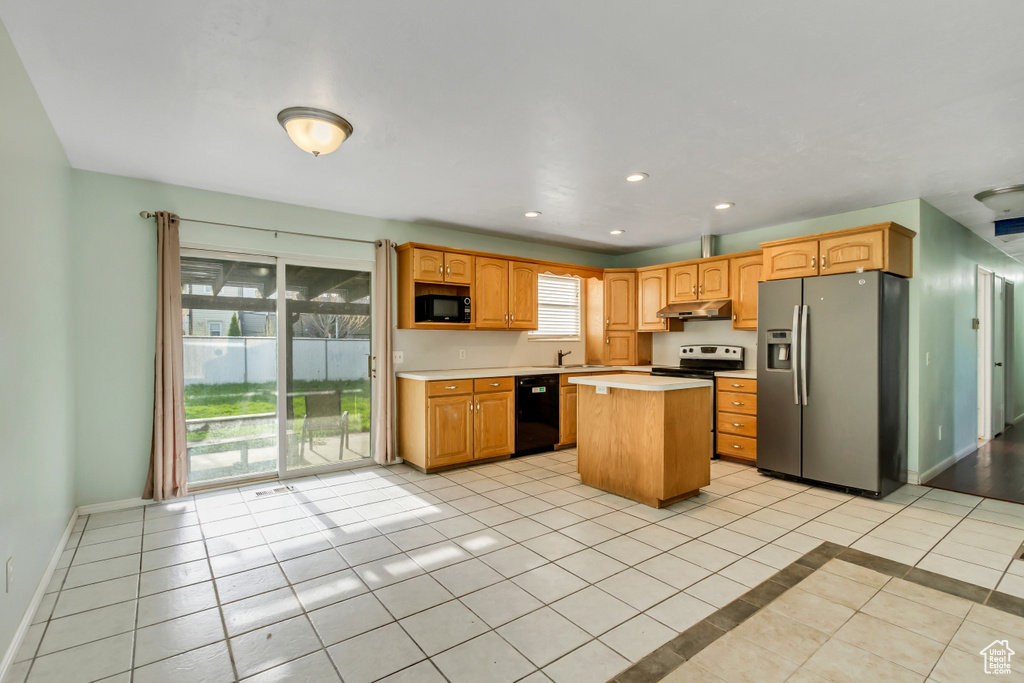 Photo 11 for MLS #2109261 at 3916 S Hawkeye Dr