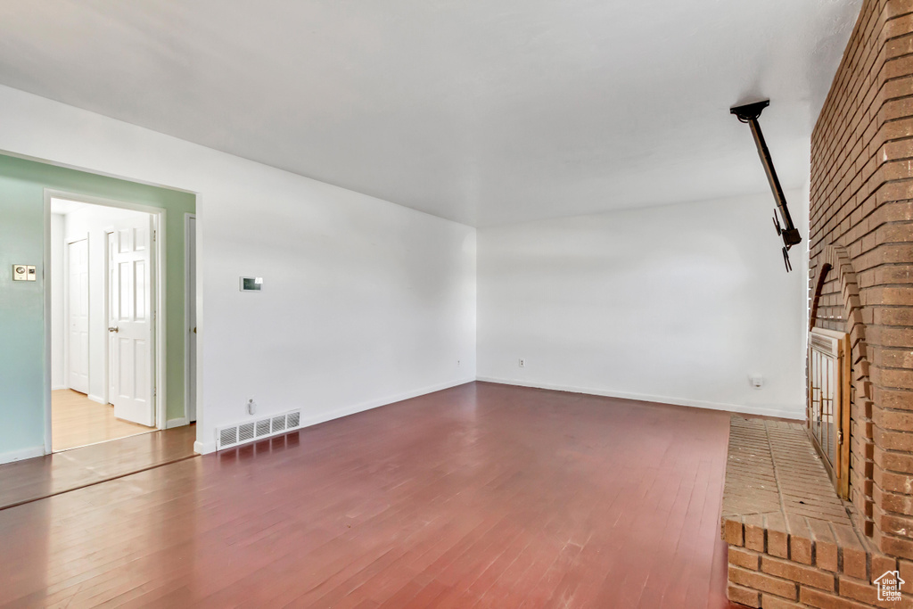 Photo 9 for MLS #2109261 at 3916 S Hawkeye Dr
