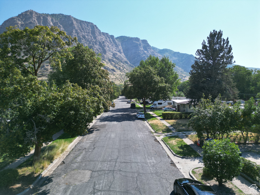 Photo 19 for MLS #2109265 at 1011 E Rancho Blvd