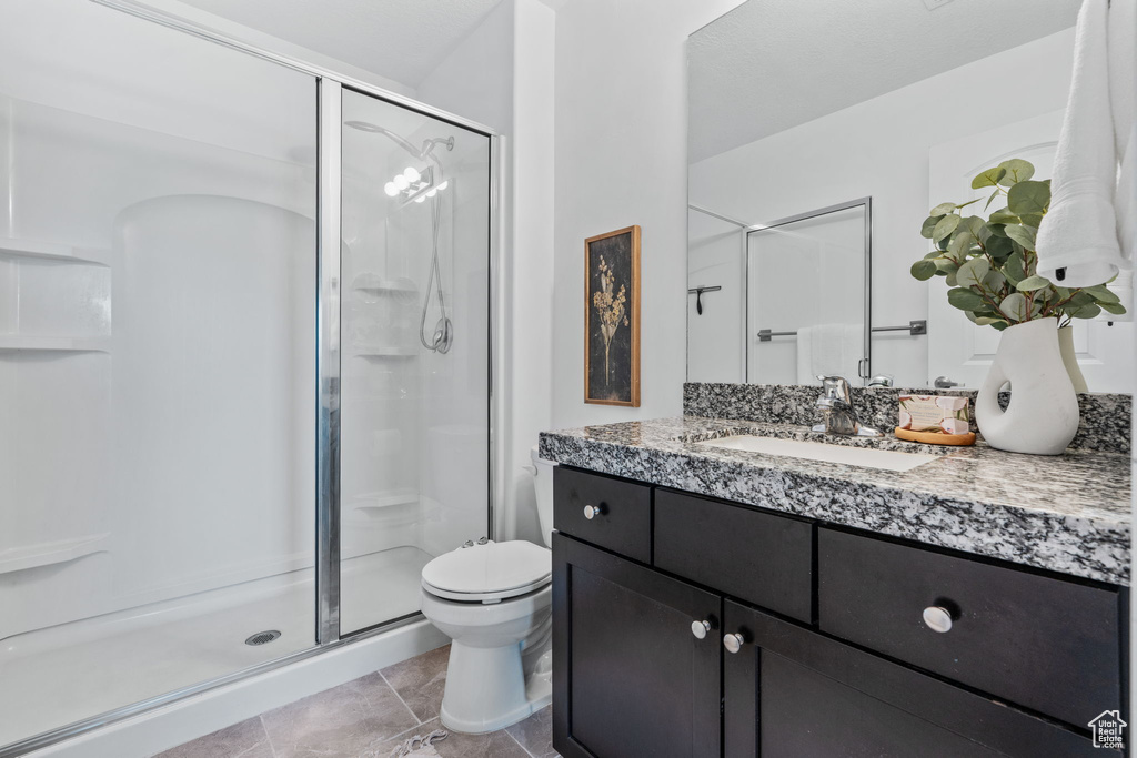 Photo 7 for MLS #2109266 at 677 E Moray Ct
