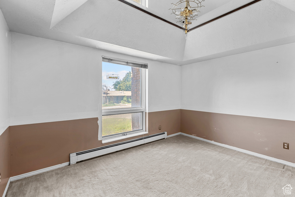 266 N OAK DR North Salt Lake, UT 84054