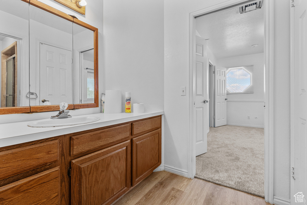 266 N OAK DR North Salt Lake, UT 84054