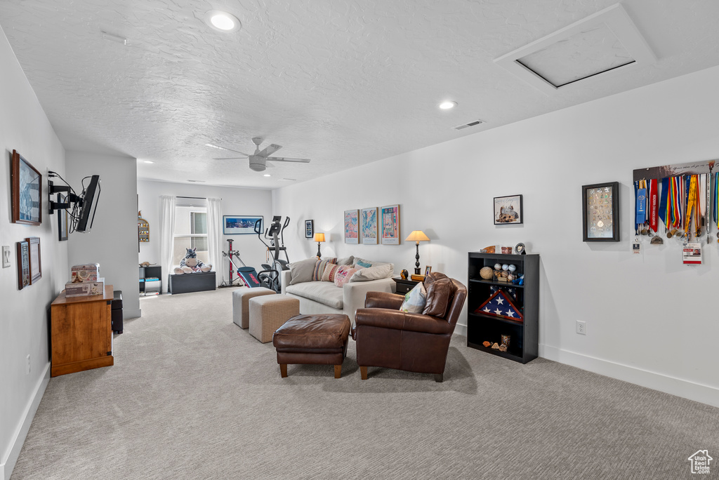 549 W JUNE DR Kaysville, UT 84037