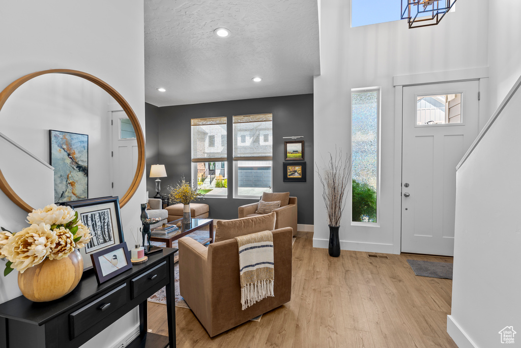 549 W JUNE DR Kaysville, UT 84037