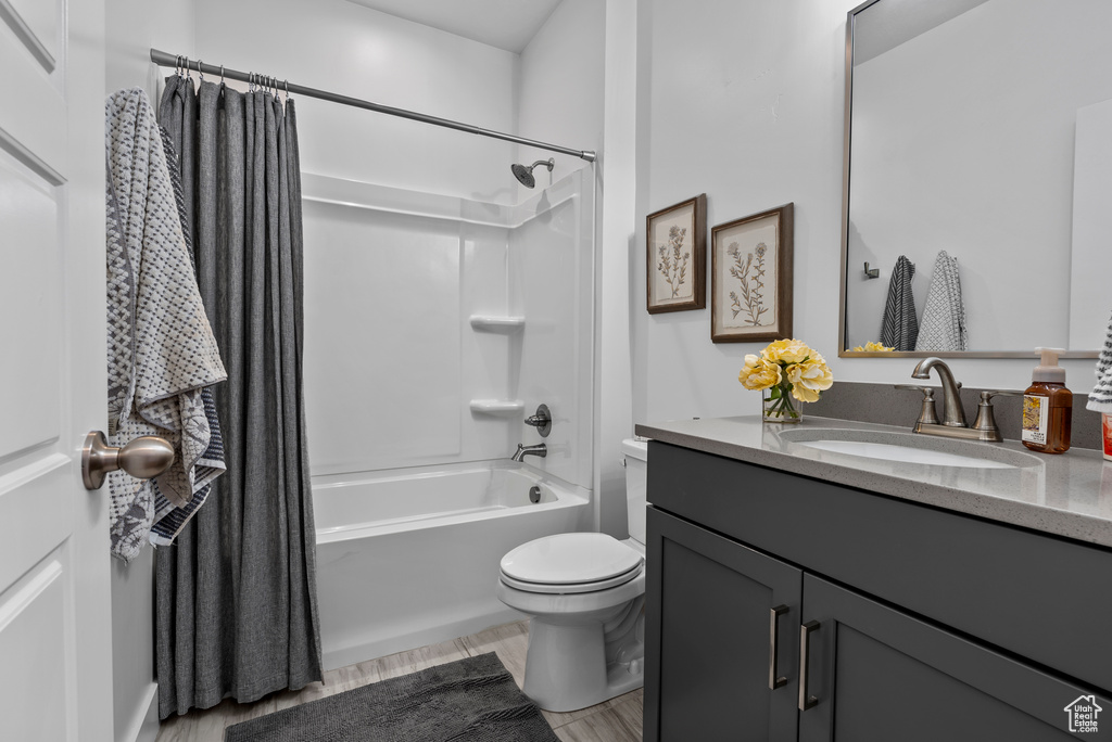 549 W JUNE DR Kaysville, UT 84037