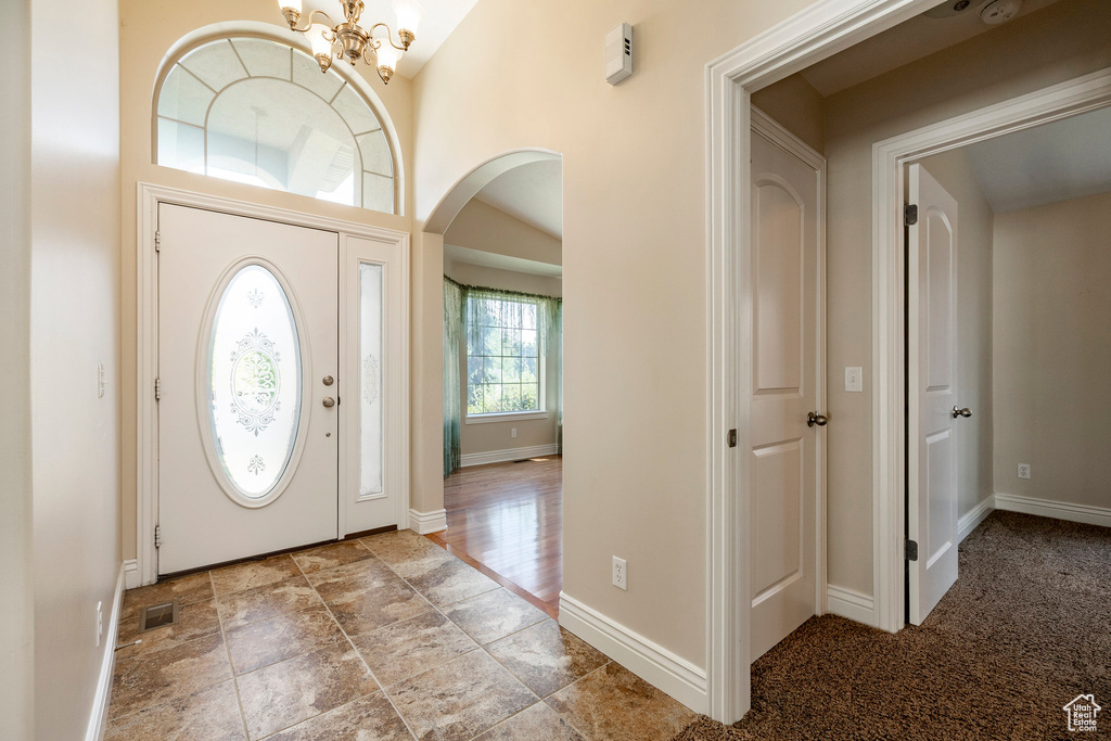 Photo 5 for MLS #2109287 at 947 E Green Rd
