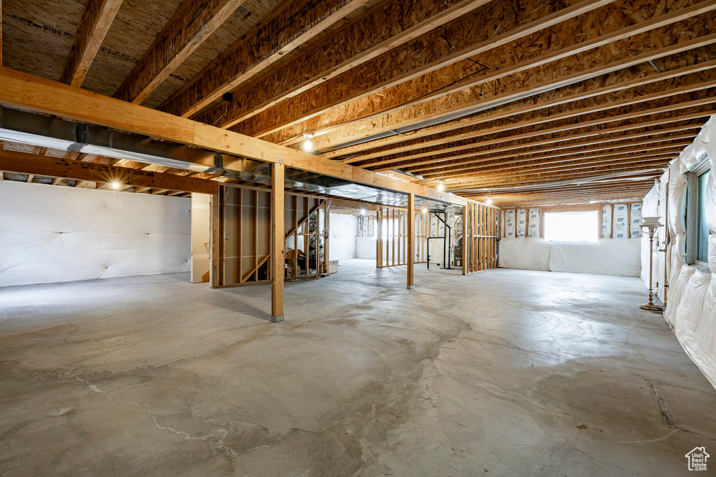 Photo 32 for MLS #2109287 at 947 E Green Rd