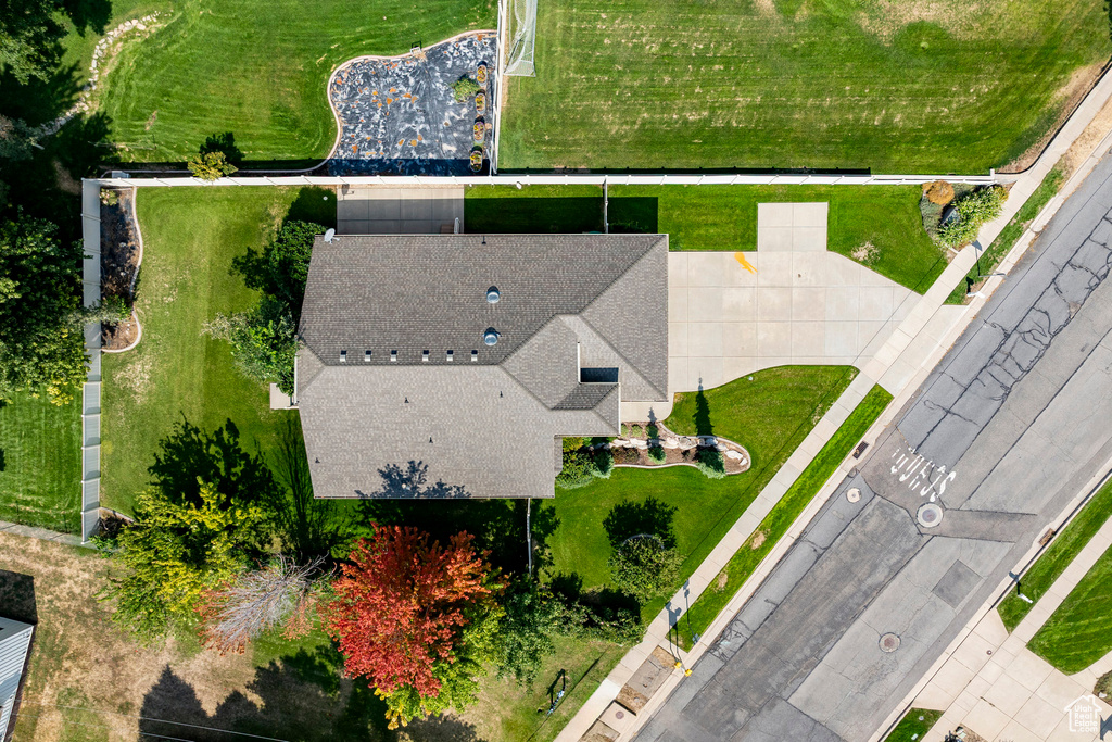 Photo 8 for MLS #2109287 at 947 E Green Rd