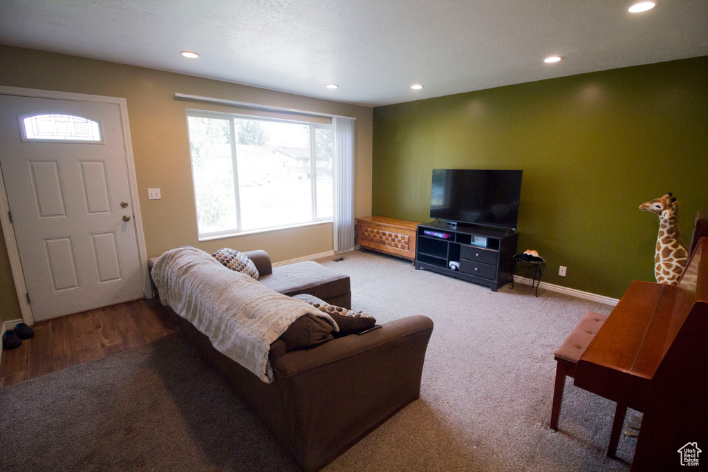 Photo 2 for MLS #2109289 at 399 N 3425 West