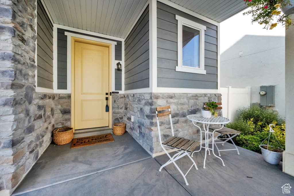 Photo 2 for MLS #2109300 at 1713 W Parkview Dr