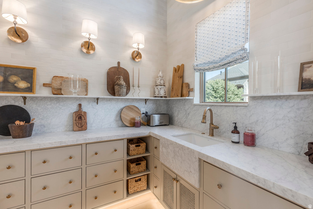 558 W RHEINFALLS CIR Midway, UT 84049