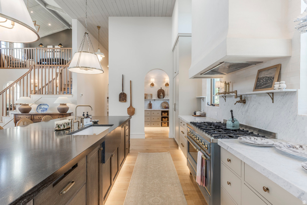 558 W RHEINFALLS CIR Midway, UT 84049