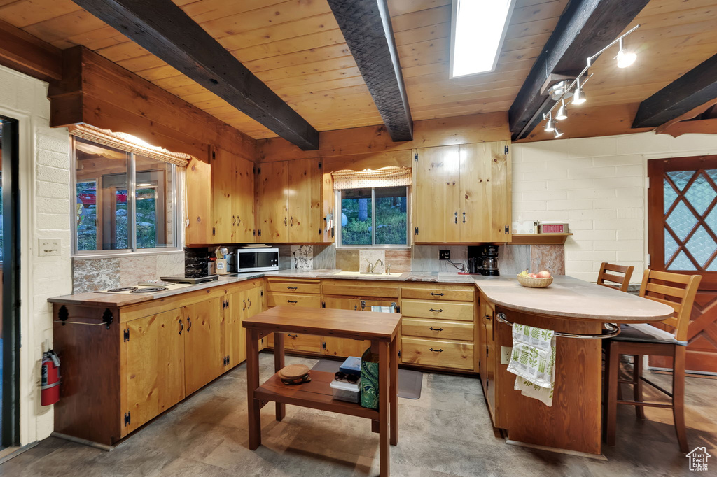 Photo 7 for MLS #2109311 at 12423 E Camp Tuttle Rd