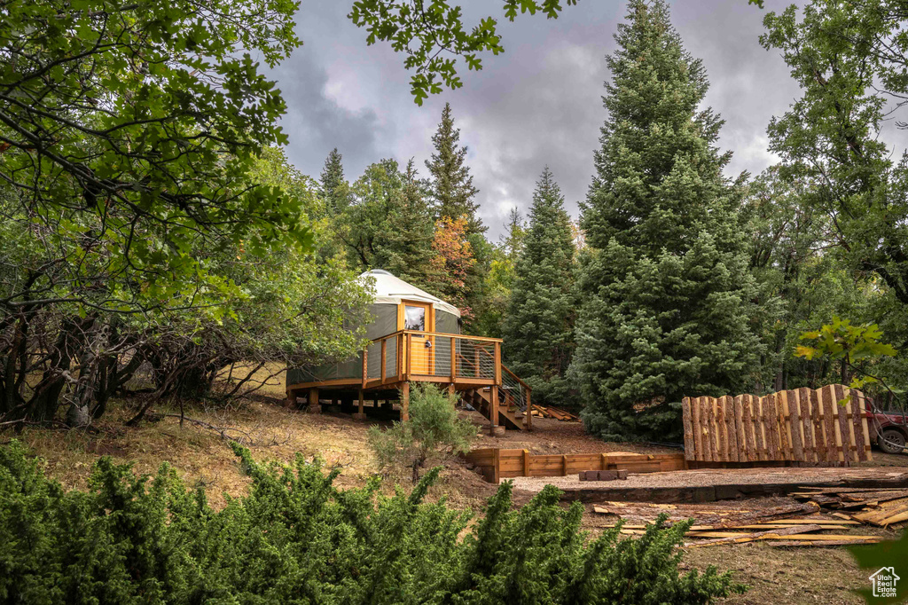 Photo 4 for MLS #2109316 at 118 N Fir Cir