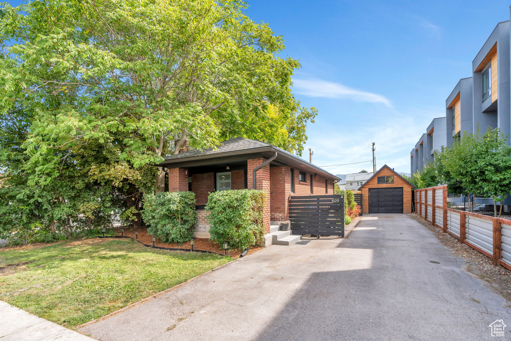Photo 1 for MLS #2109324 at 1629 S Richards St