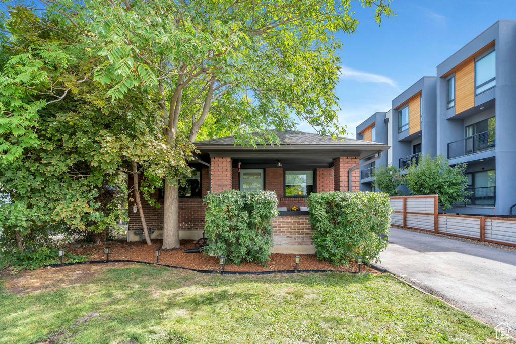 Photo 3 for MLS #2109324 at 1629 S Richards St