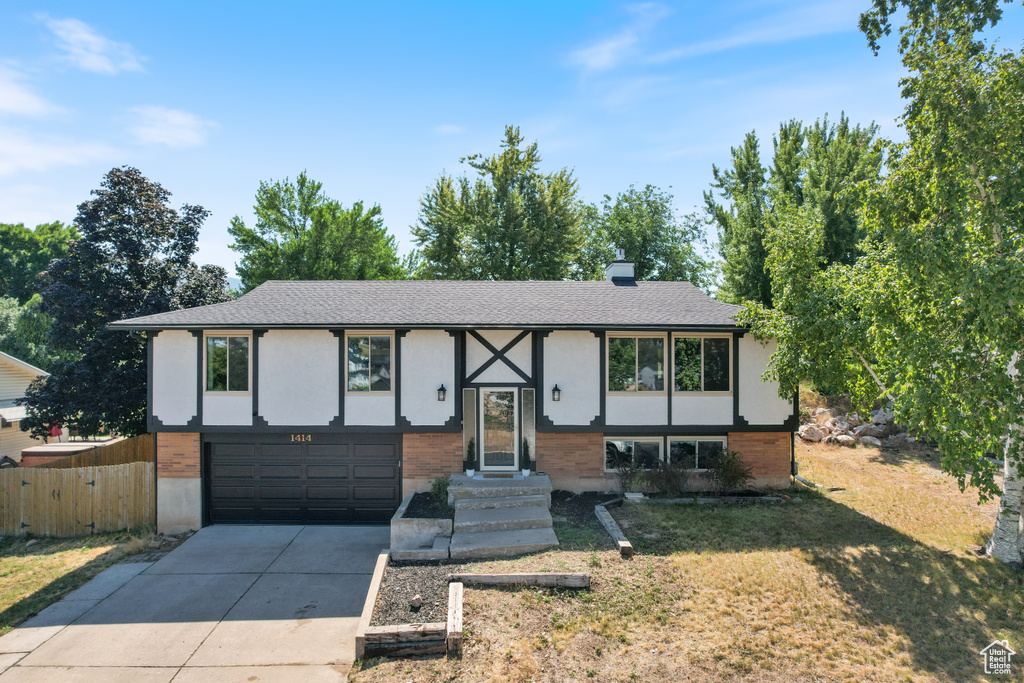 Photo 22 for MLS #2109325 at 1414 Heather Dr