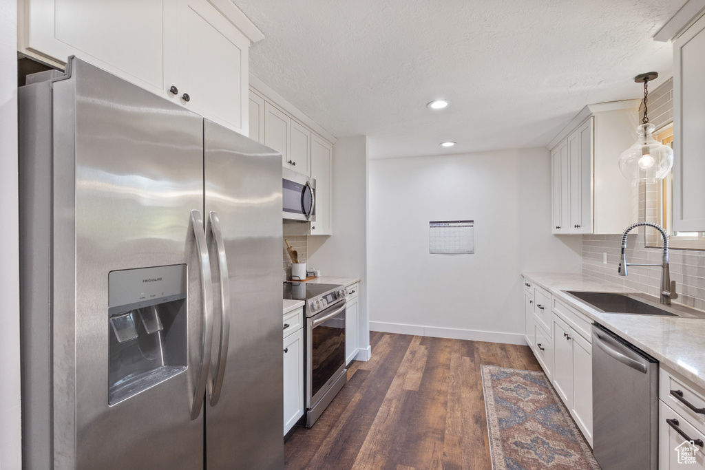 Photo 5 for MLS #2109325 at 1414 Heather Dr