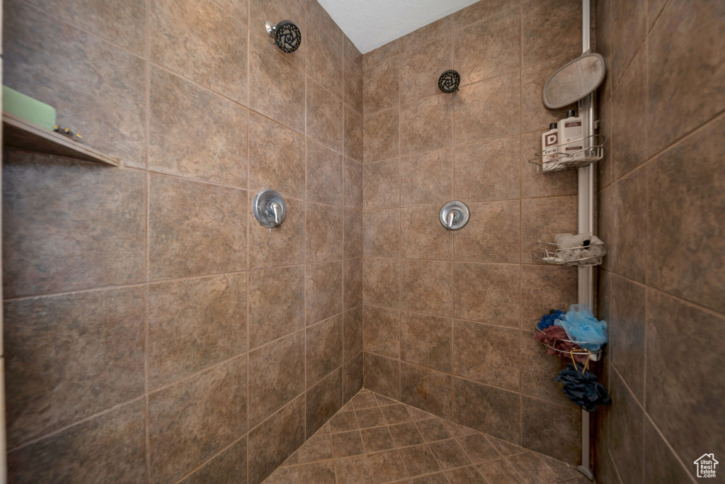 Photo 18 for MLS #2109326 at 756 W 25 North