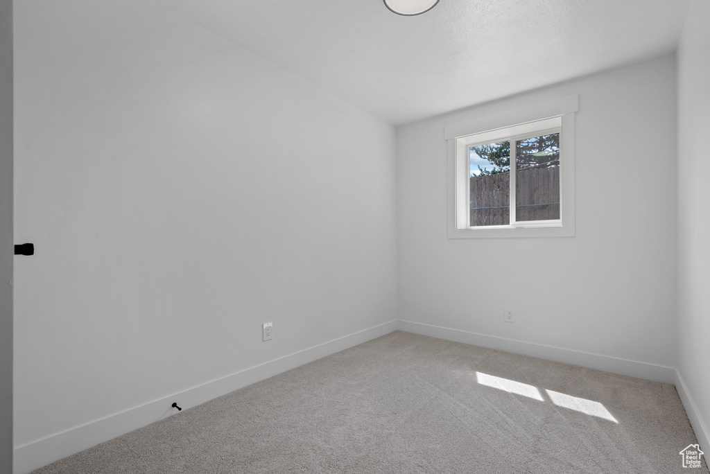 8657 S 910 E Sandy, UT 84094
