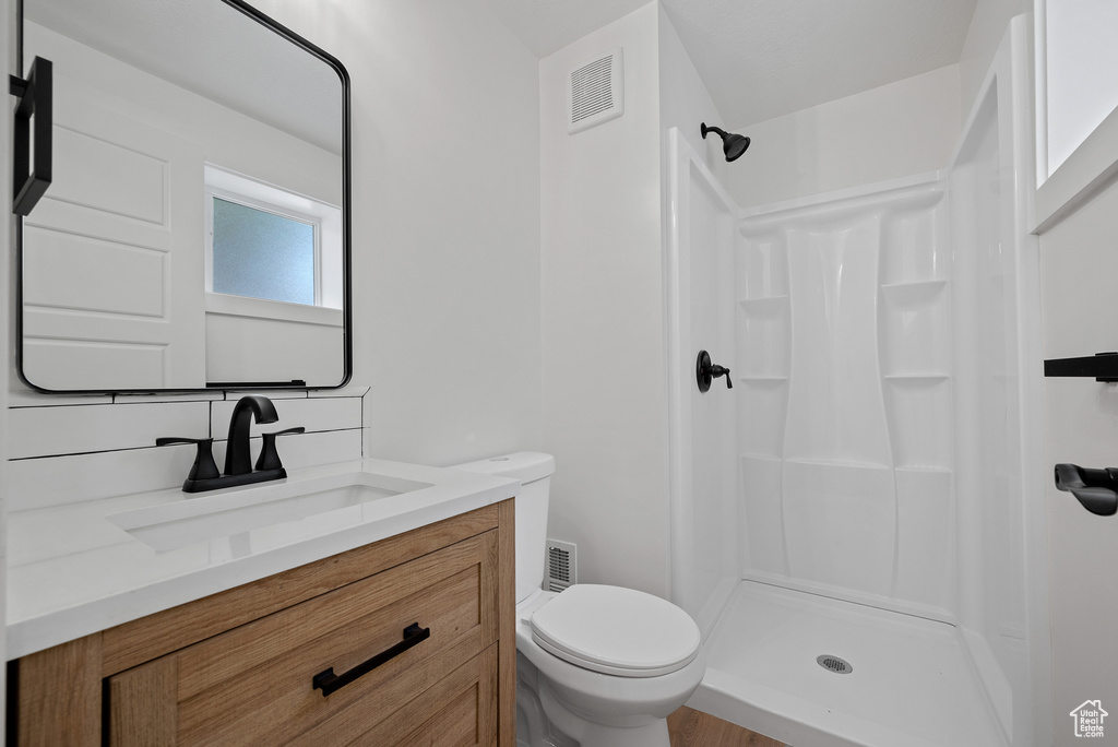 8657 S 910 E Sandy, UT 84094