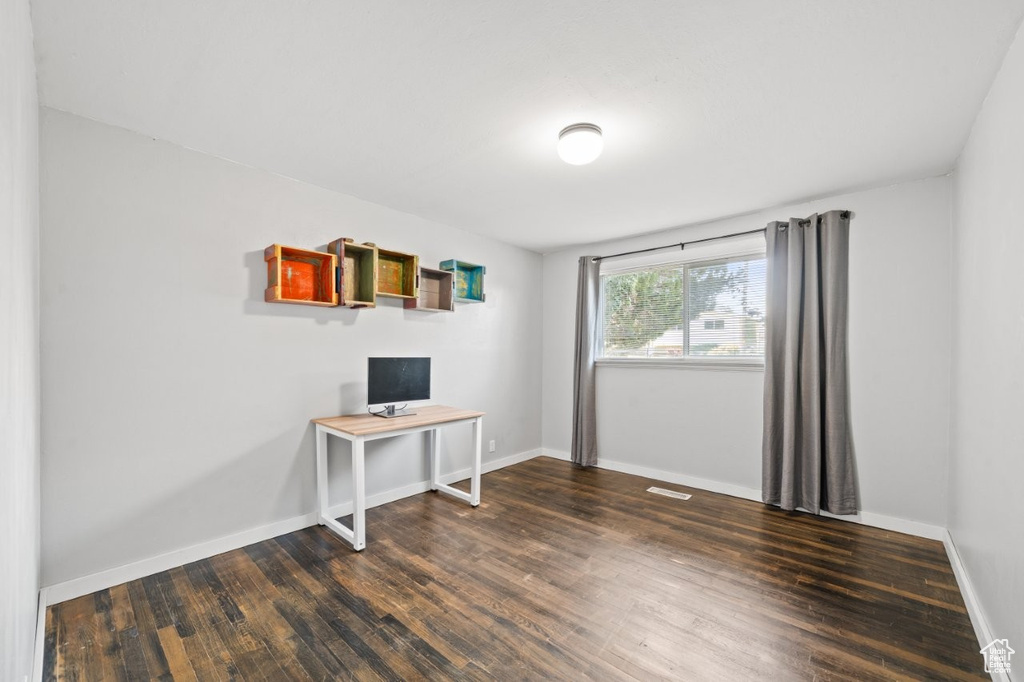 Photo 14 for MLS #2109335 at 1024 1st St