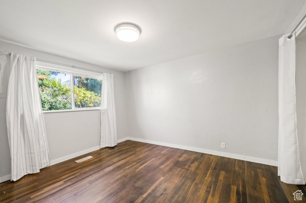 Photo 18 for MLS #2109335 at 1024 1st St