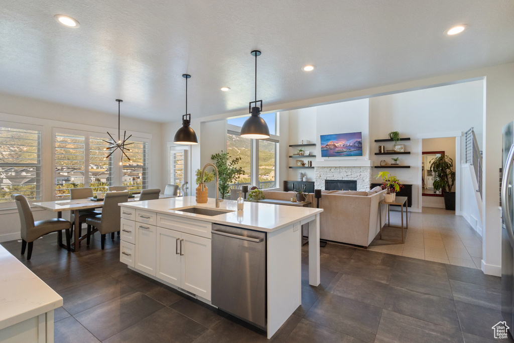 Photo 15 for MLS #2109337 at 2493 E Lone Hill Dr