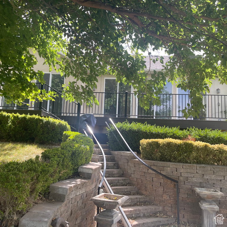 Photo 7 for MLS #2109339 at 2473 Fairway Dr