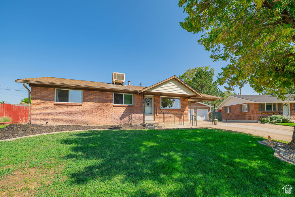 Photo 4 for MLS #2109344 at 4670 S 2525 West
