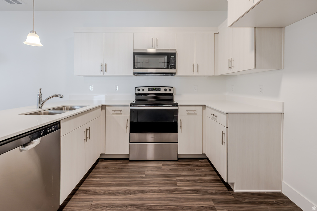 12779 S PINNACLE PEAK LN #G203 Herriman, UT 84096