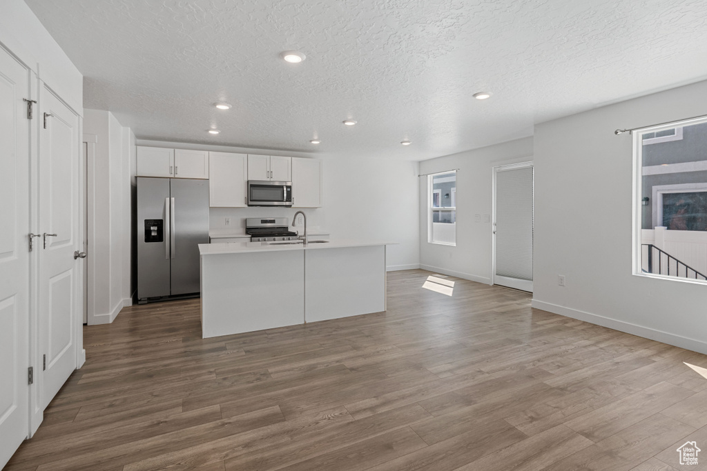 Photo 5 for MLS #2109350 at 3840 S Bowie Dr