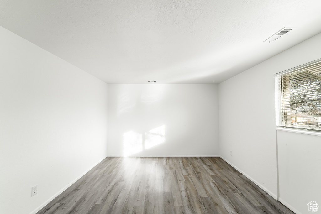 Photo 8 for MLS #2109351 at 4114 S Blue Jay St
