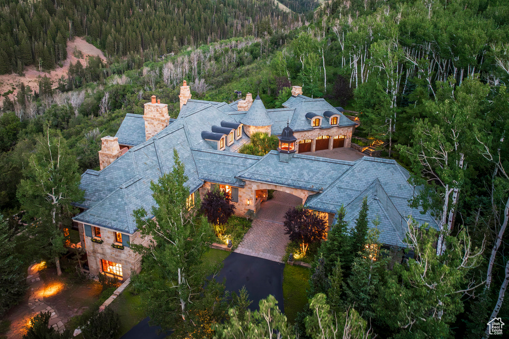 Photo 10 for MLS #2109353 at 17 White Pine Canyon Rd