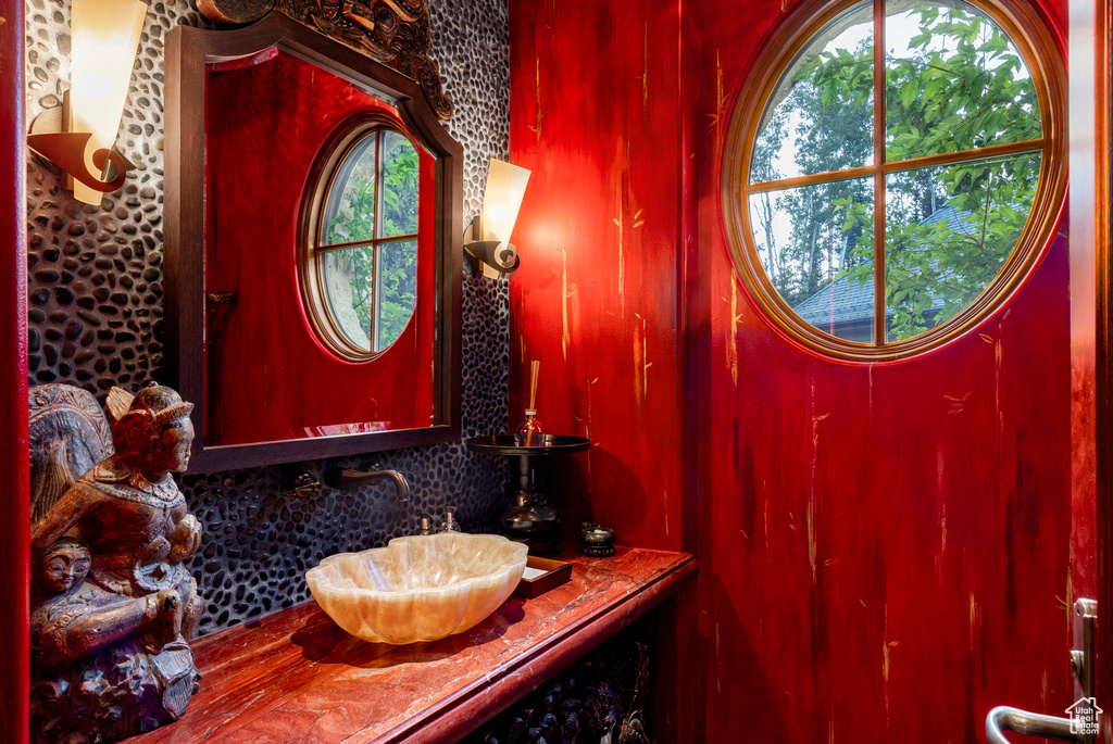 Photo 34 for MLS #2109353 at 17 White Pine Canyon Rd