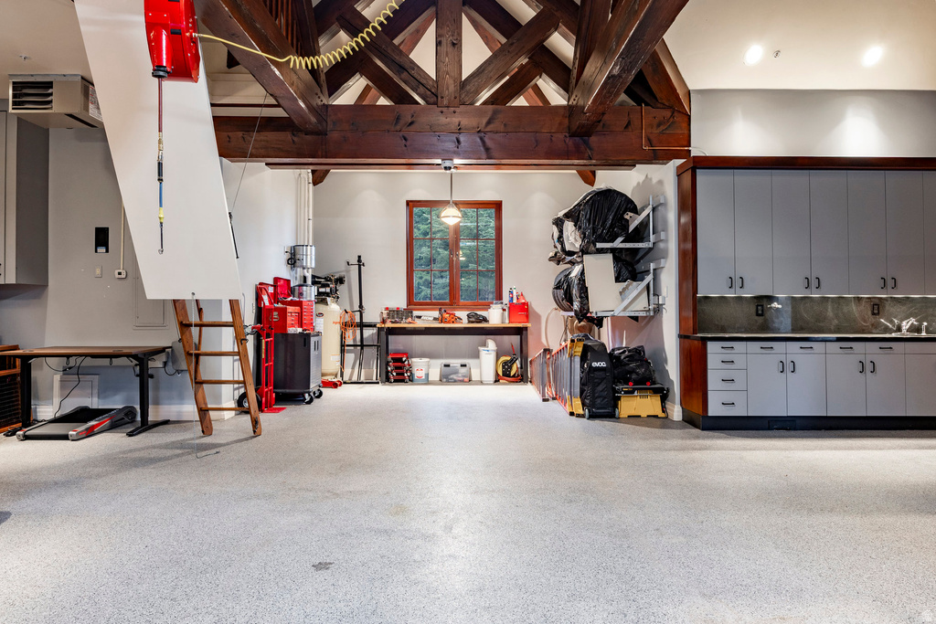 17 WHITE PINE CANYON RD Park City, UT 84060