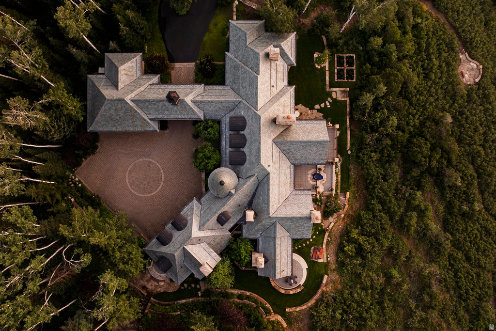 17 WHITE PINE CANYON RD Park City, UT 84060