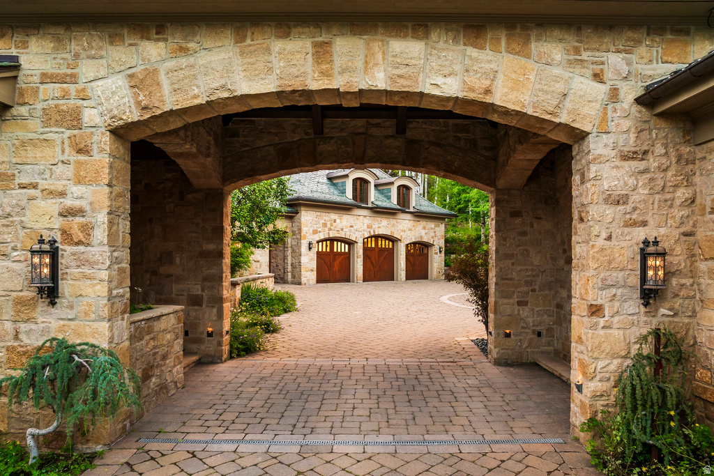 17 WHITE PINE CANYON RD Park City, UT 84060