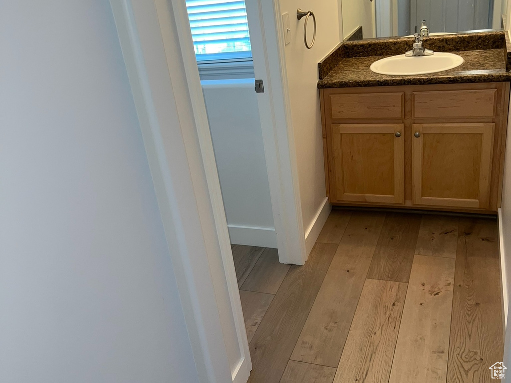 Photo 9 for MLS #2109356 at 1411 E Verona Way