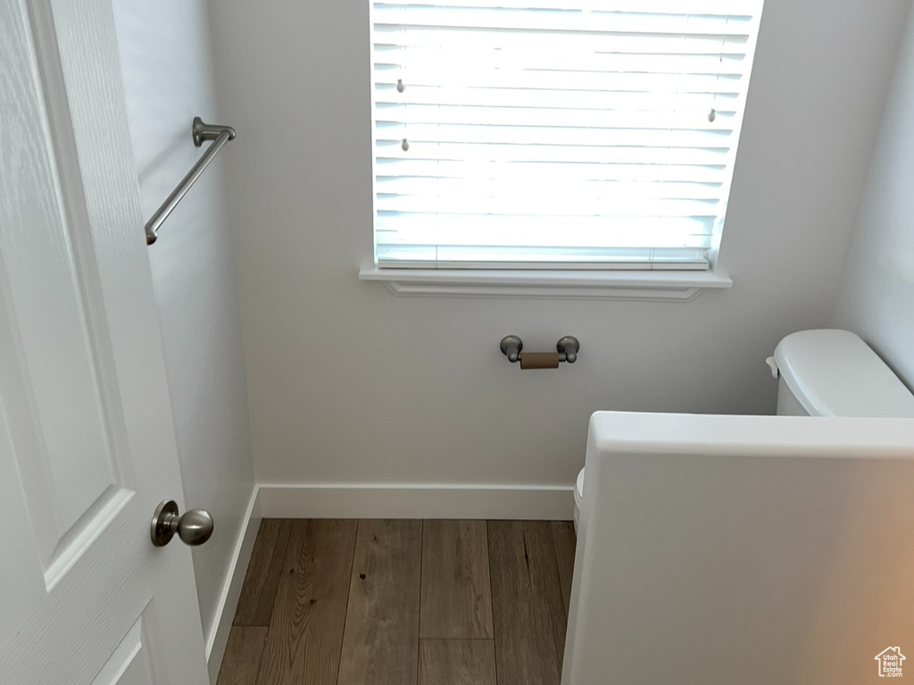 Photo 10 for MLS #2109356 at 1411 E Verona Way