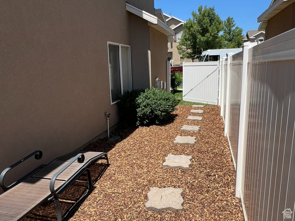 Photo 40 for MLS #2109356 at 1411 E Verona Way