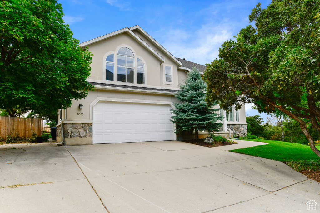 Photo 2 for MLS #2109363 at 8868 S Oak Hollow Cir