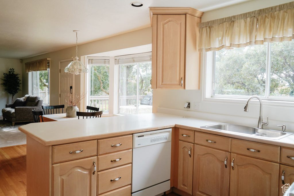 Photo 11 for MLS #2109363 at 8868 S Oak Hollow Cir