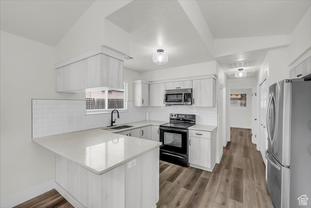 Photo 2 for MLS #2109366 at 4400 W State St, #149A