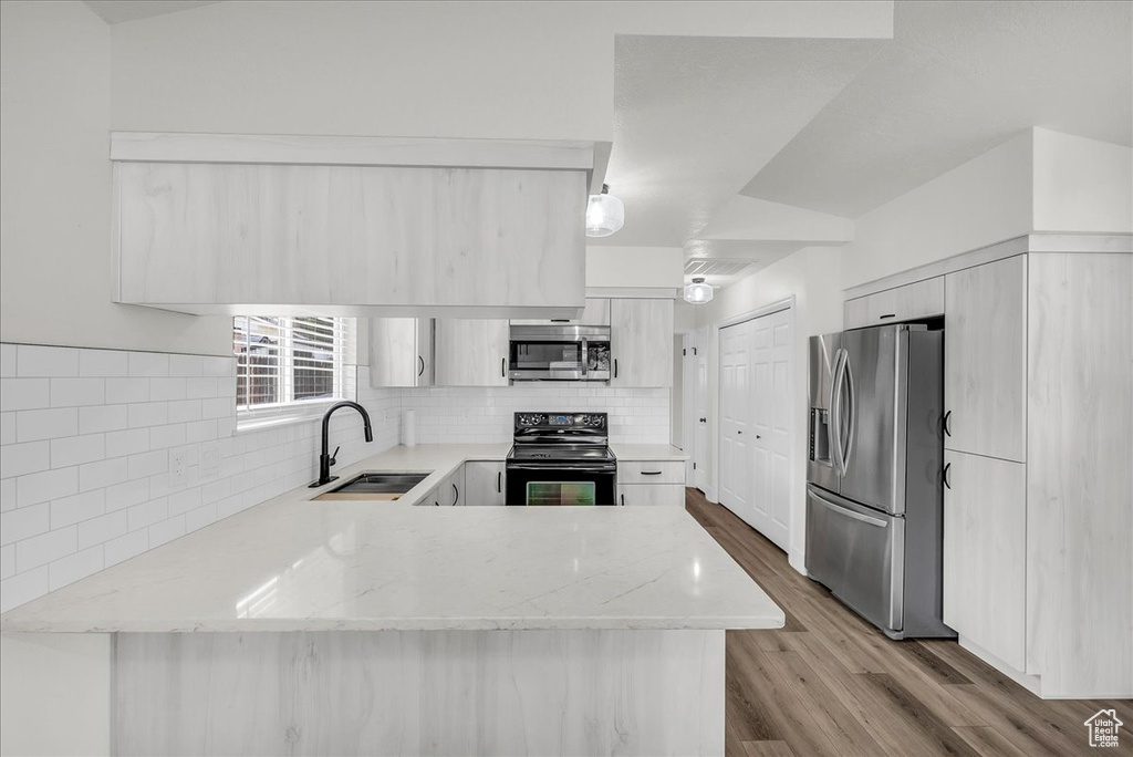 Photo 4 for MLS #2109366 at 4400 W State St, #149A