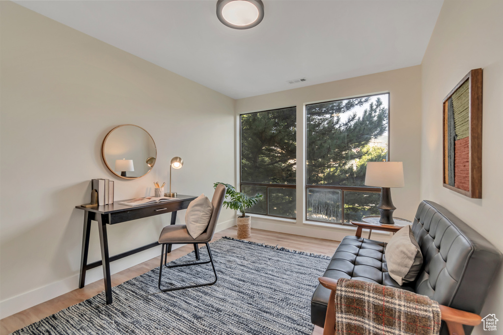 Photo 9 for MLS #2109369 at 160 S 600 East #201