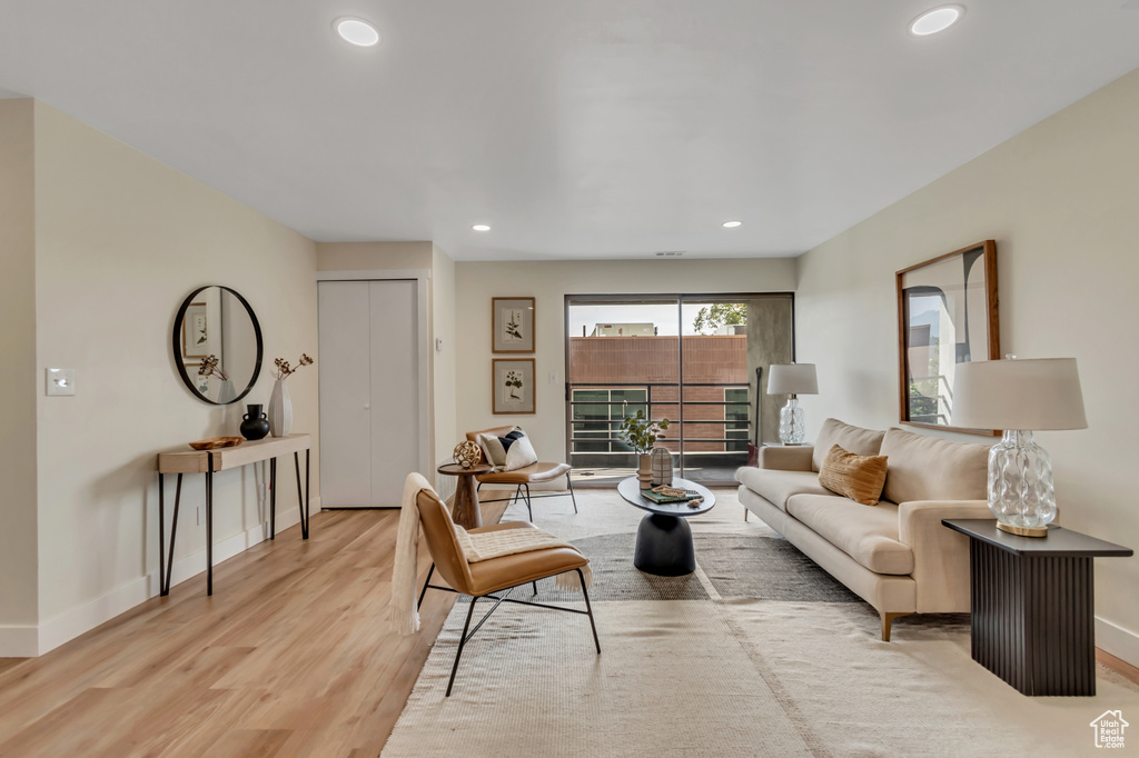 Photo 6 for MLS #2109369 at 160 S 600 East #201