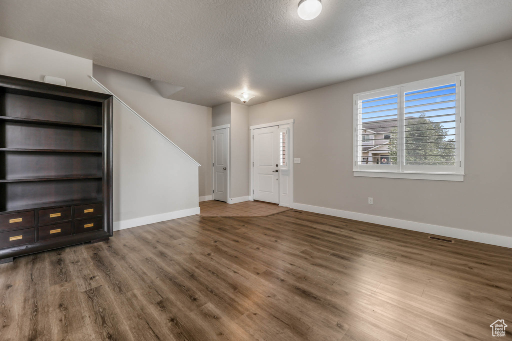 Photo 10 for MLS #2109373 at 13258 S Woodcroft Ln