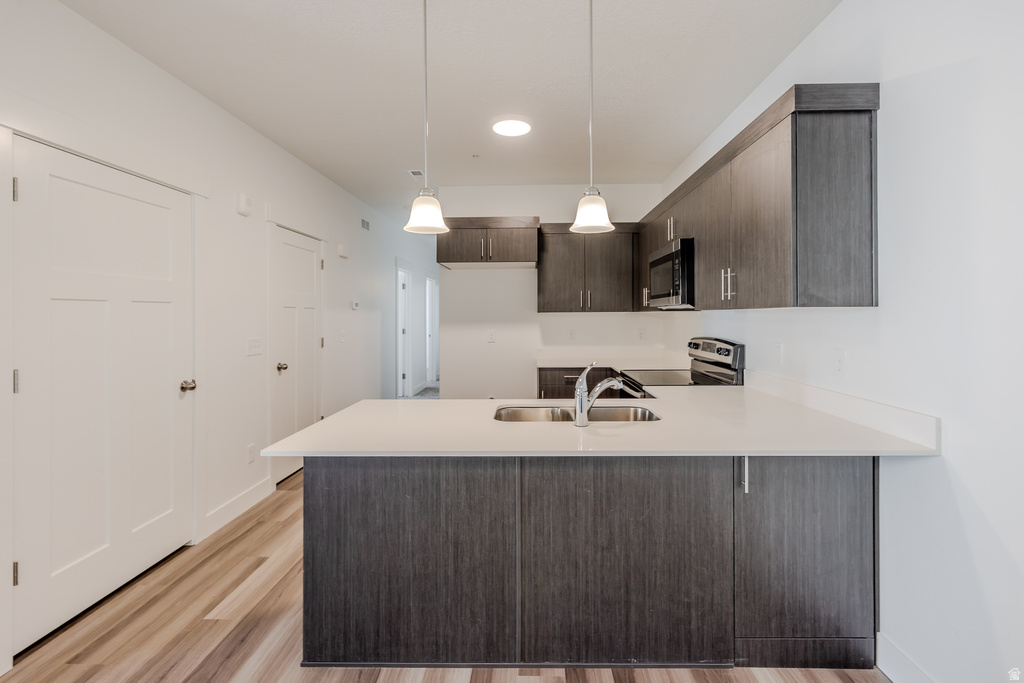 12779 S PINNACLE PEAK LN #G204 Herriman, UT 84096