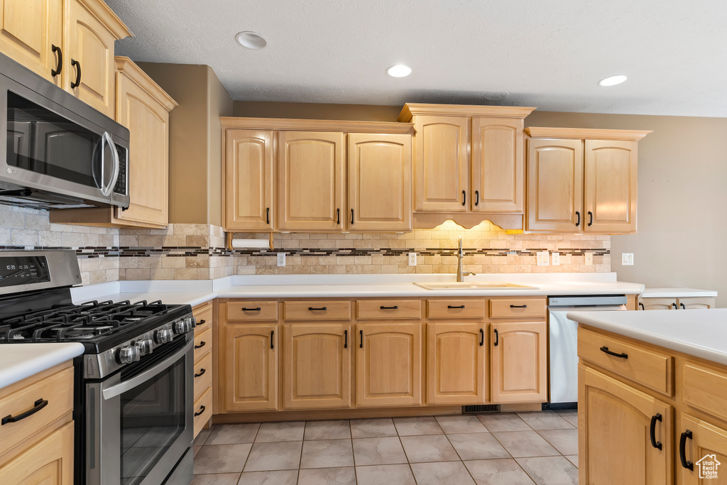 810 N PARK SHADOWS CIR Bountiful, UT 84010